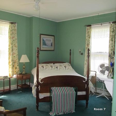 Bed and Breakfast Eden Manor Wakefield Exterior foto