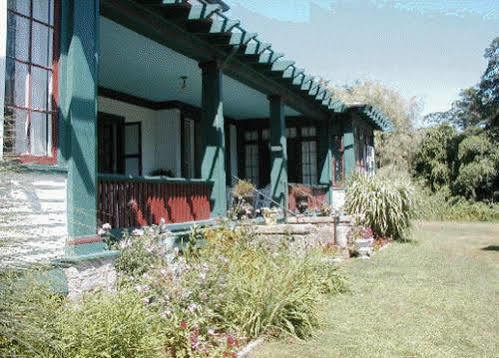 Bed and Breakfast Eden Manor Wakefield Exterior foto